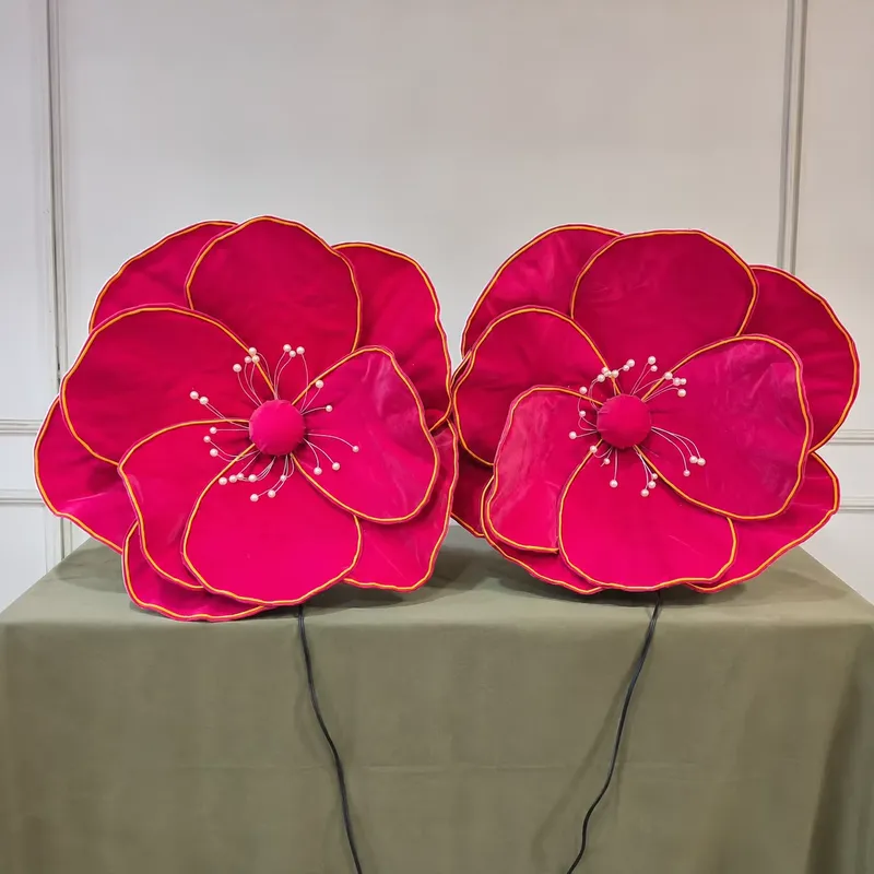 Wedding Supply Factory - Giant Red Poppy Paper Flowers Pair